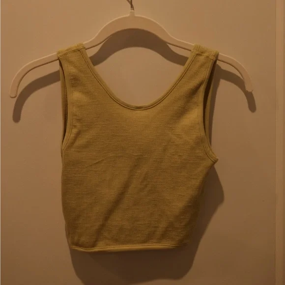 Light green reversable  crop top - Picture 2 of 3